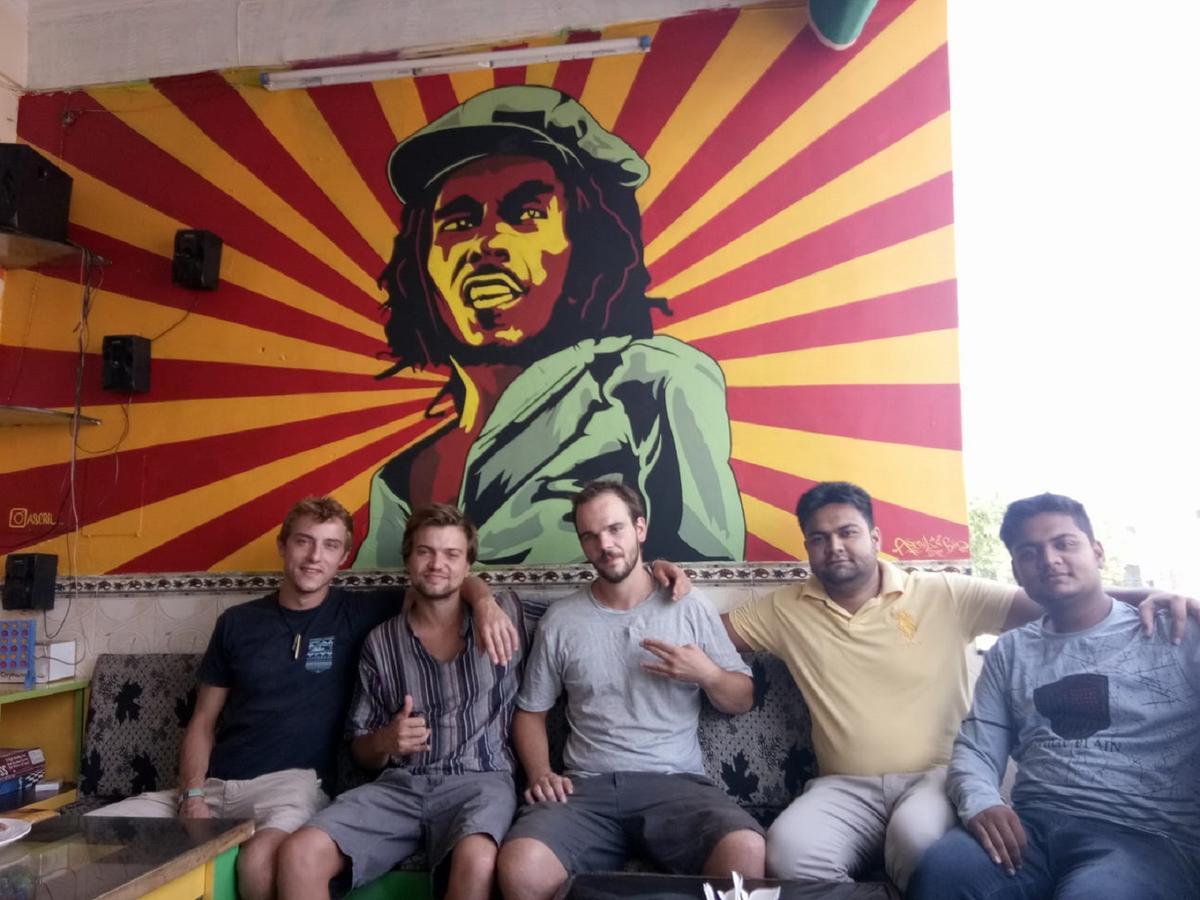 Backpacker Panda Friends - Agra Hostel Agra  Εξωτερικό φωτογραφία