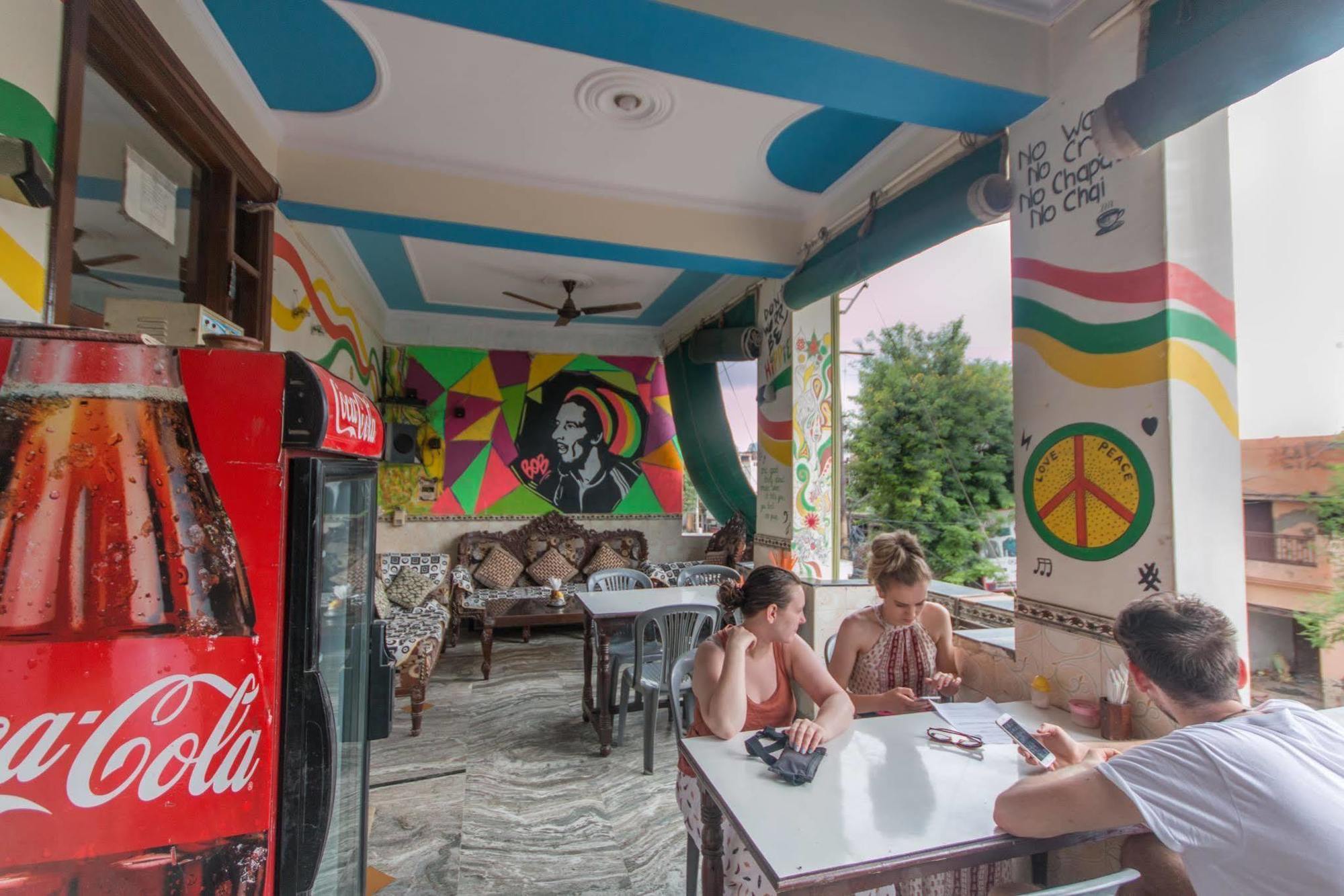 Backpacker Panda Friends - Agra Hostel Agra  Εξωτερικό φωτογραφία