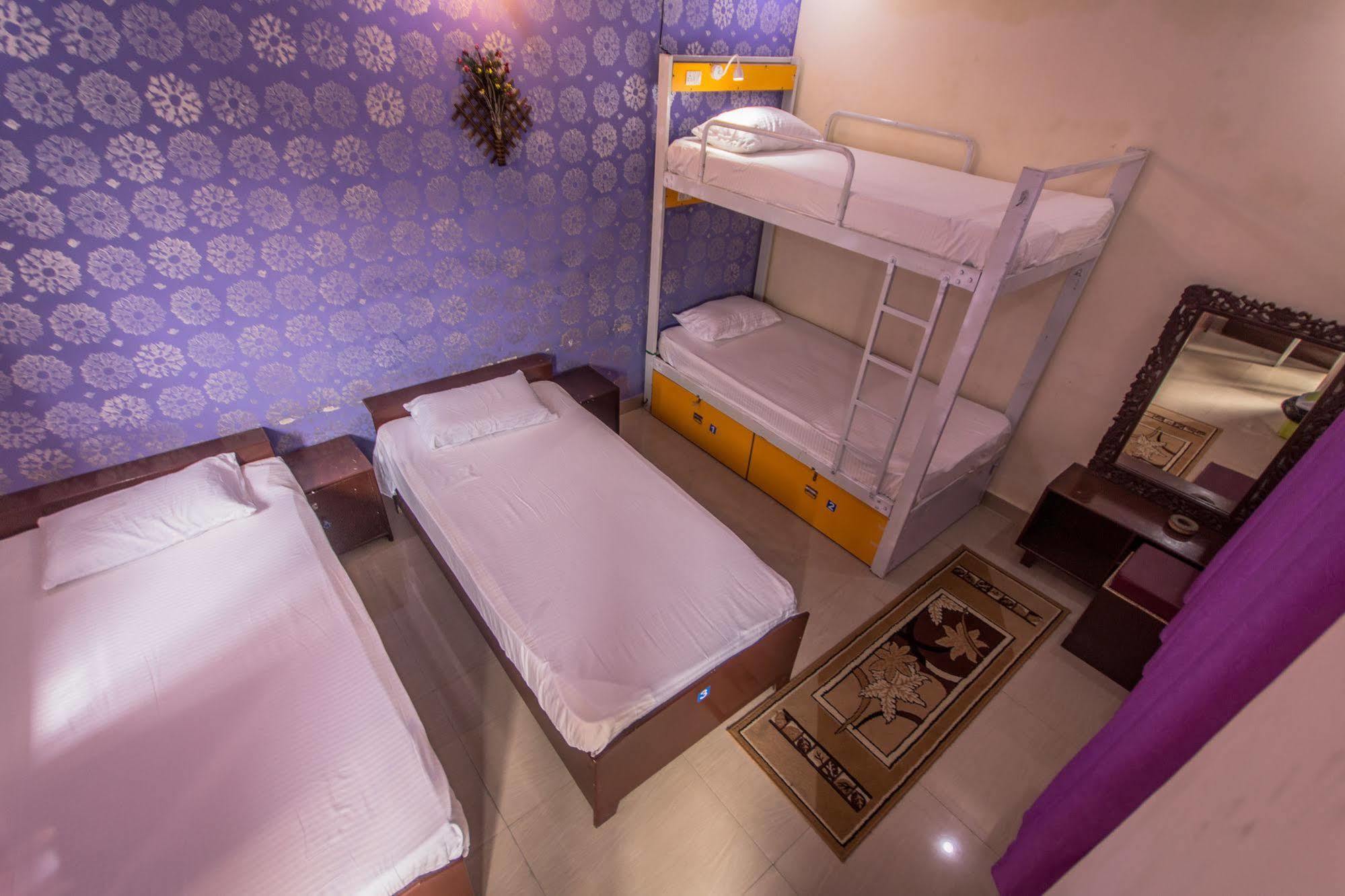 Backpacker Panda Friends - Agra Hostel Agra  Εξωτερικό φωτογραφία