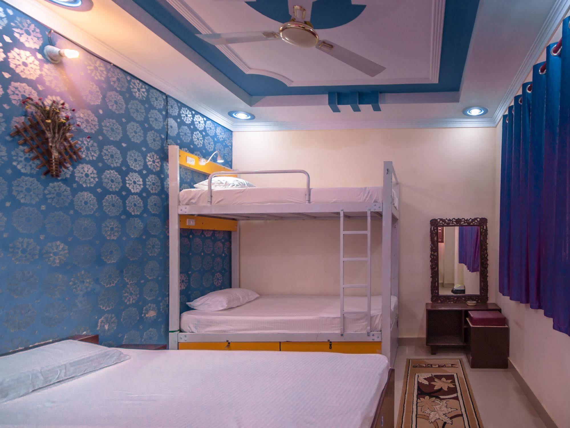 Backpacker Panda Friends - Agra Hostel Agra  Εξωτερικό φωτογραφία